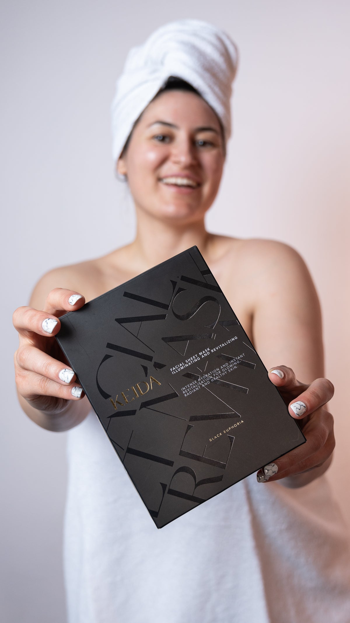 Black Euphoria Vitamin C & Hyaluronic Acid Sheet Face Mask