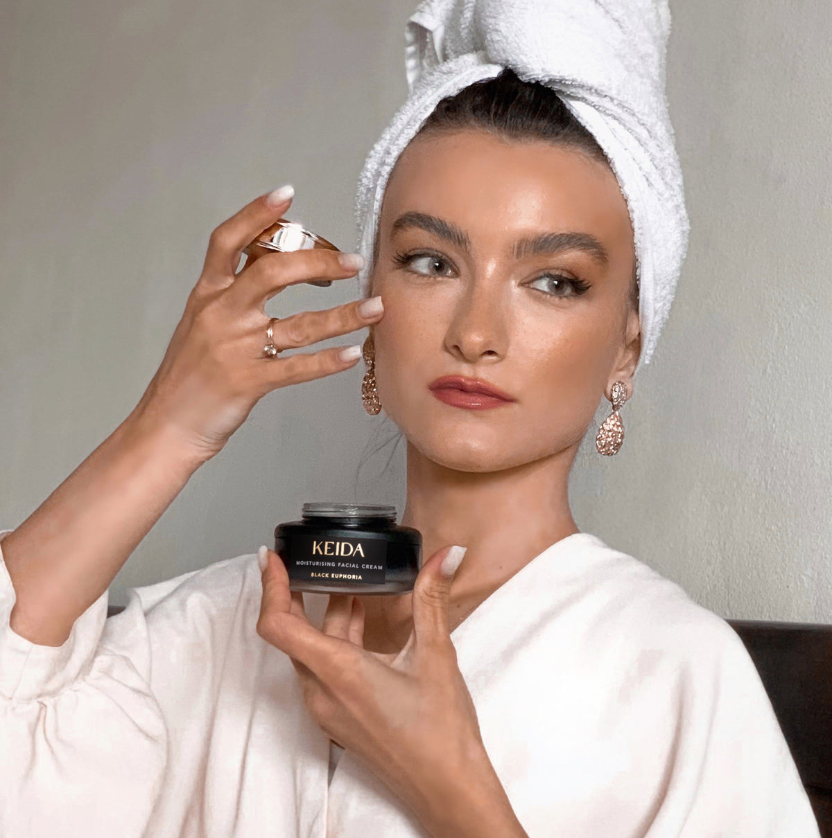 Black Euphoria Retinol & Hyaluronic Acid Moisturising Face Cream